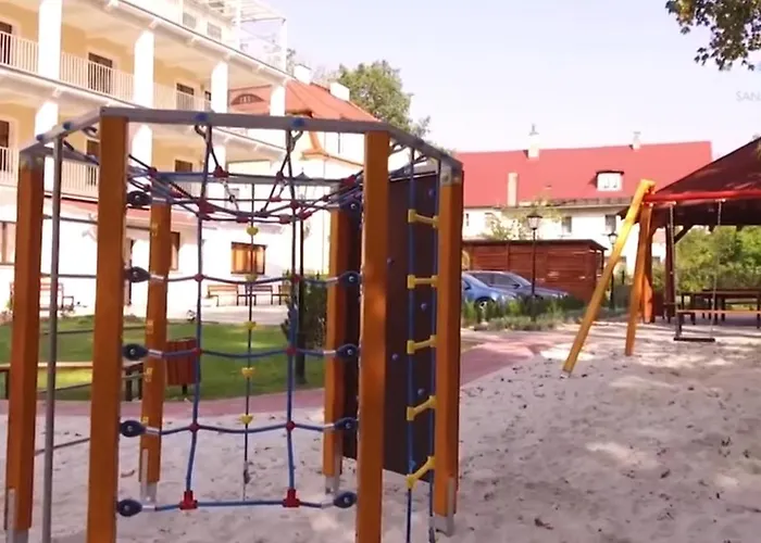 Dom Wycieczkowy Odrodzenie Ostello Sokolowsko